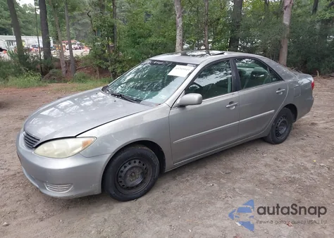 2006 Toyota Camry Le from USA, damaged, VIN 4T1BE30K36U664741